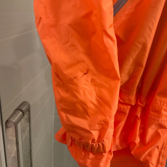 Lululemon Athletica Rain Jacket - Picture 3 of 8